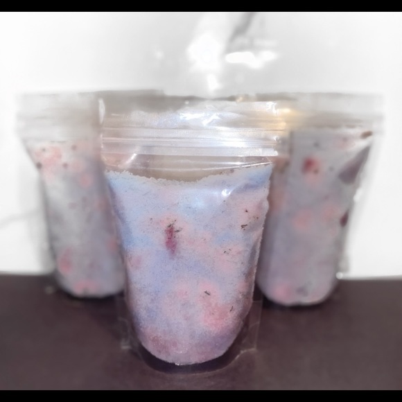 bath bomb crumbles - Picture 4 of 4